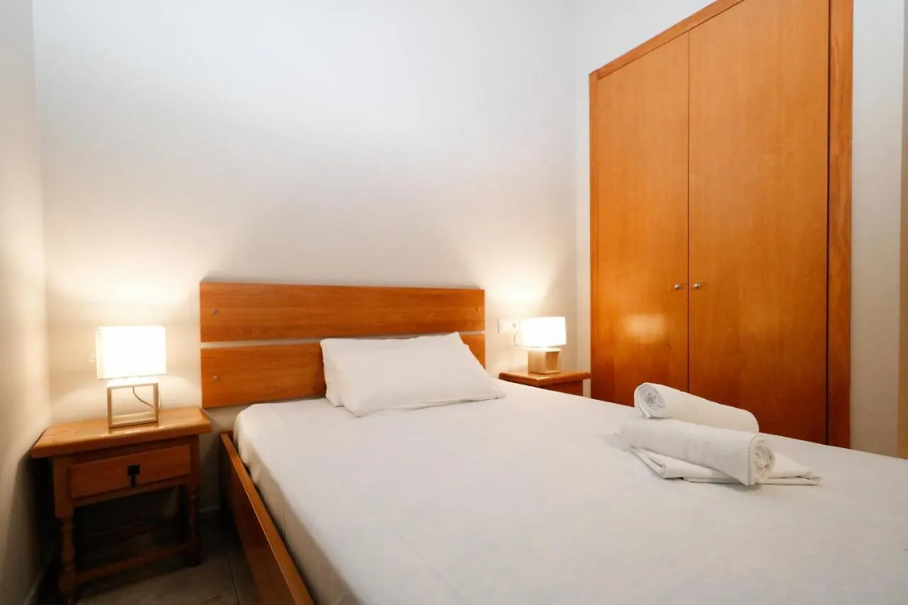 Apartamentos Degas Mikka 3000 エル・ターター アパート